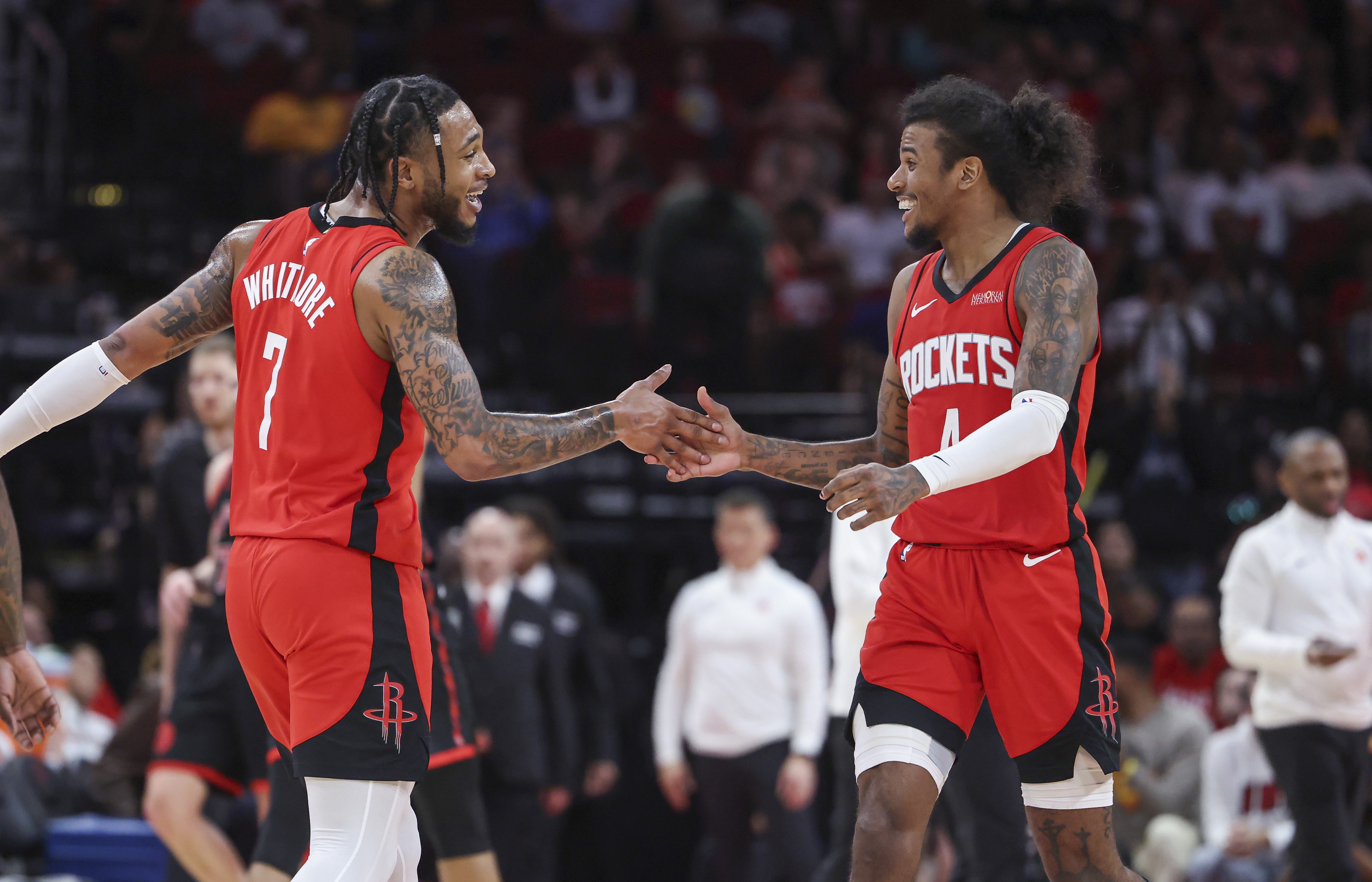  NBA彩经：湖人轻取鹈鹕 太阳击沉快船 疲惫勇士不敌尼克斯
